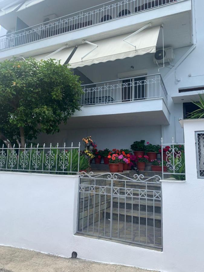 Anna House 1 Hotel Sarti Bagian luar foto